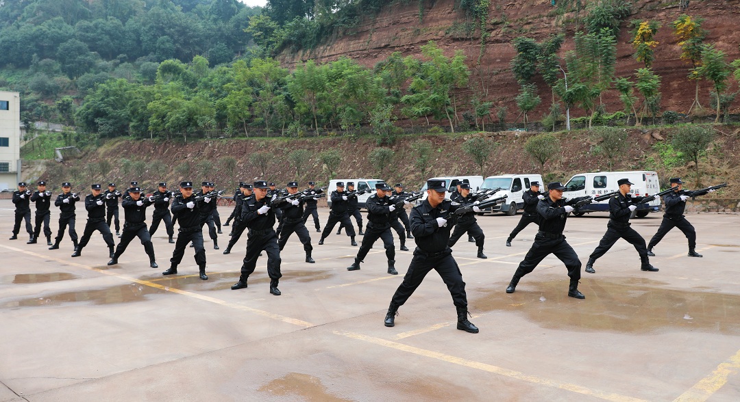 防暴槍擊打術(shù).jpg